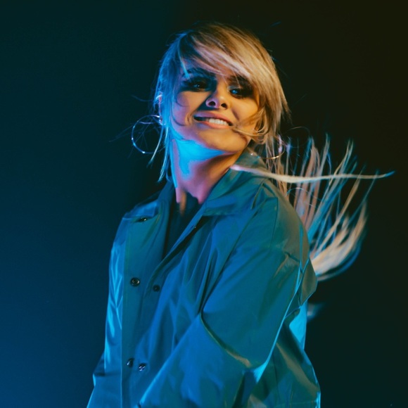 Meet your Posher, Mia - Picture 1 of 8